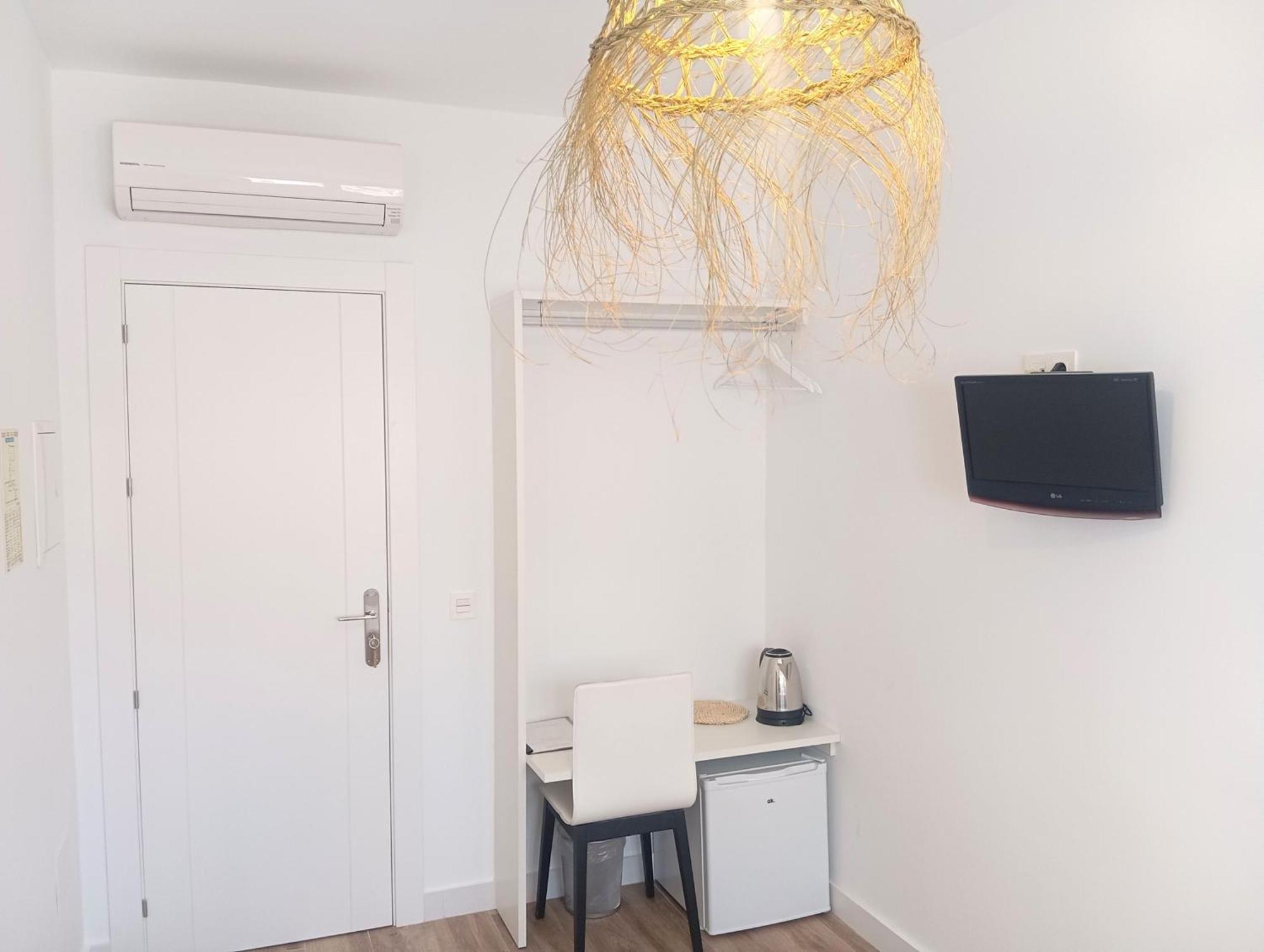 Hostal Casa Emilio Альмерия Экстерьер фото